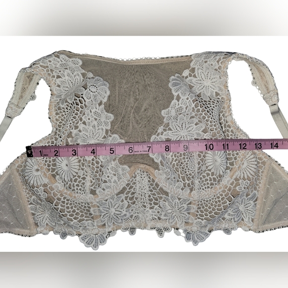 Victorias Secret Dream Angels Lace Mesh Long Line Bra Neutral Floral Boho Sz 32D - Picture 10 of 16